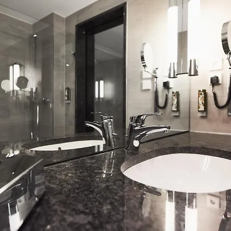 Hotel Linde 3*