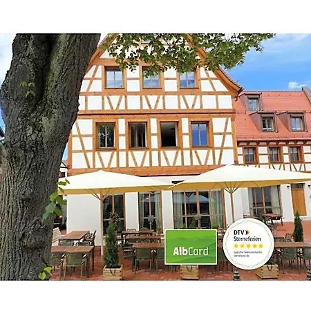 Linde Hotel 3*